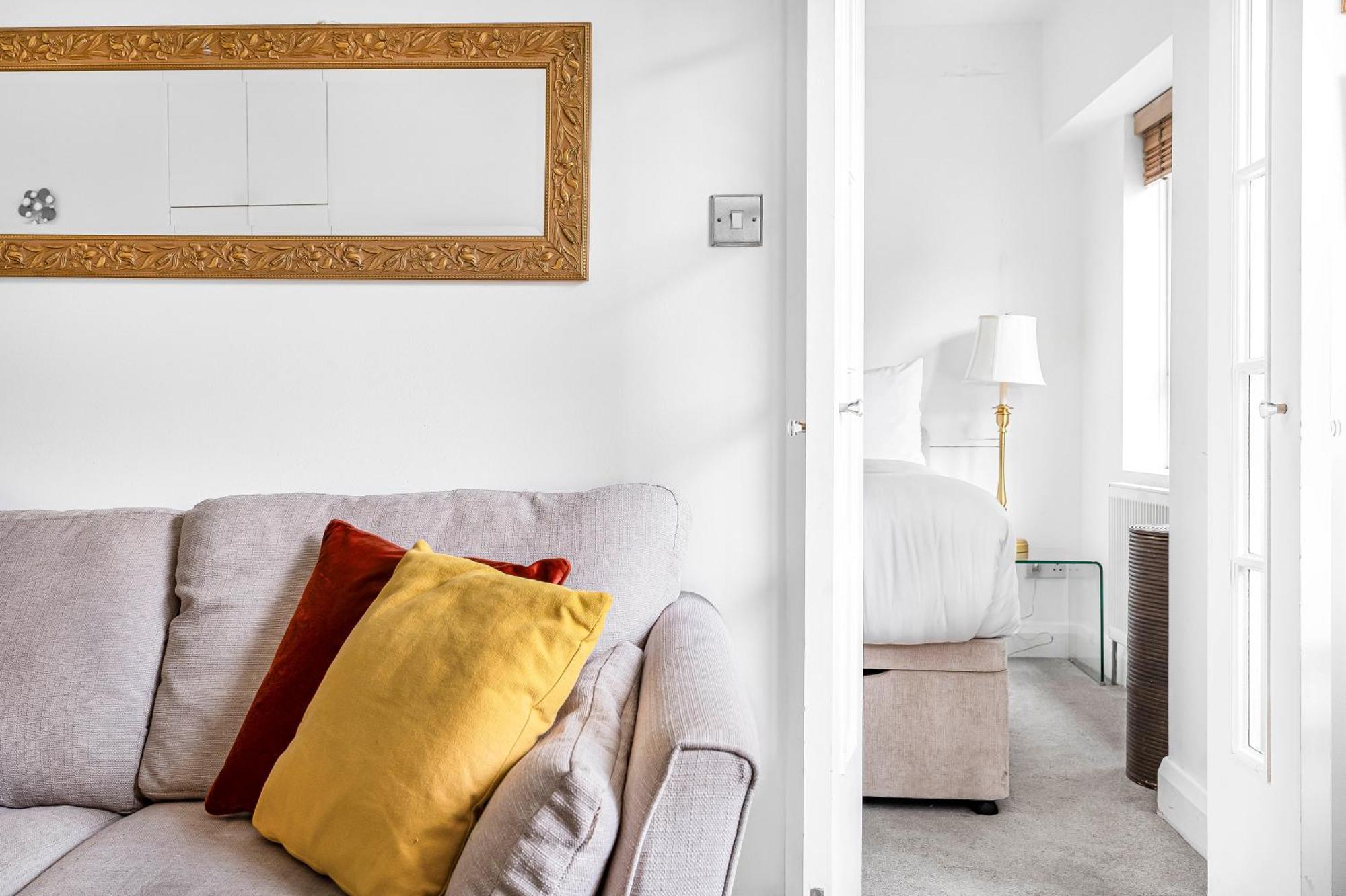 Elegant 1 Bedroom Flat Near Harrods ลอนดอน ภายนอก รูปภาพ